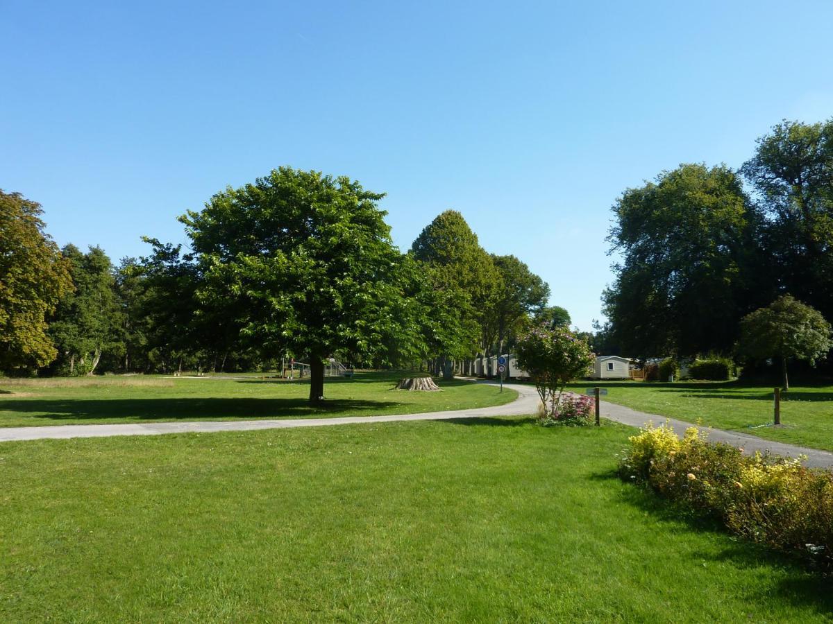 Domaine De Sery Bouttencourt Bagian luar foto